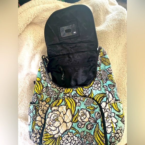 Vera Bradley Backpack Island Bloom Pattern green/blue/white - Picture 3 of 5